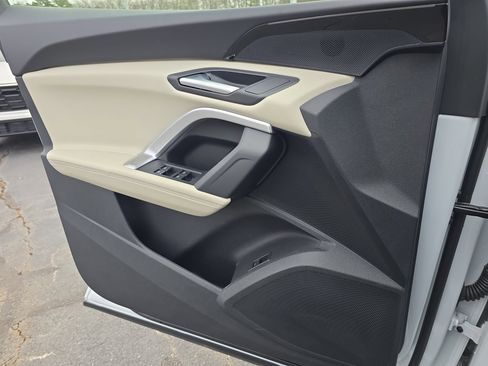 New 2025 Audi Q5 Premium image 26