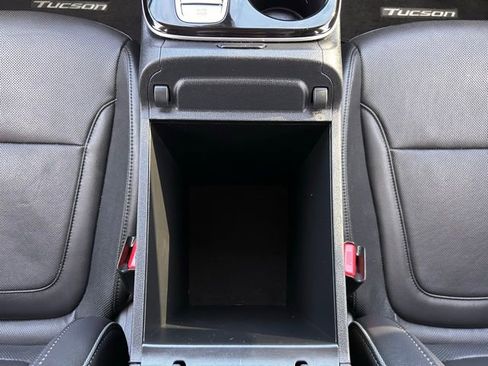 Used 2022 Hyundai Tucson Limited image 22