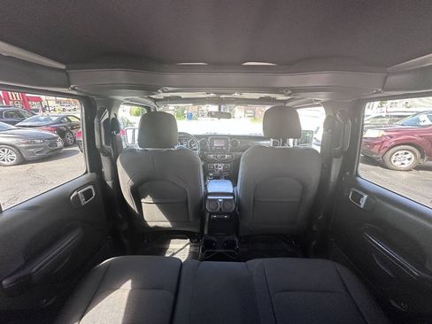 Used 2020 Jeep Wrangler Unlimited Sport AWD/4WD image 8