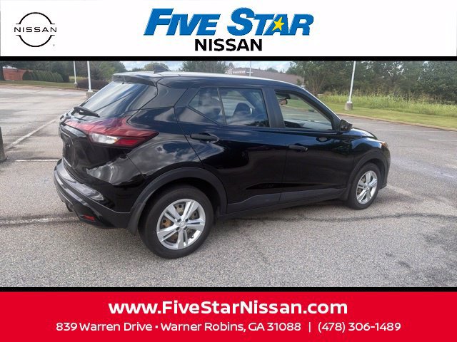 Used 2024 Nissan Kicks S FWD image 10