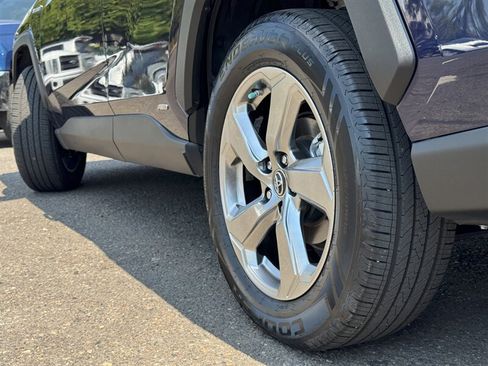 Used 2019 Toyota RAV4 Limited AWD/4WD image 38