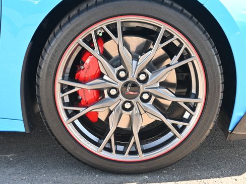 Used 2023 Chevrolet Corvette 2LT w/ Z51 Performance Package image 16