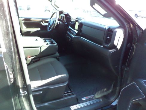 Used 2023 Chevrolet Silverado 1500 RST image 8