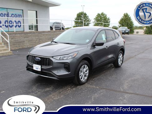 New 2026 Ford Escape Active w/ Cold Weather Package AWD/4WD image 1