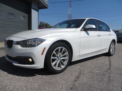 Used 2016 BMW 320i xDrive Sedan image 4