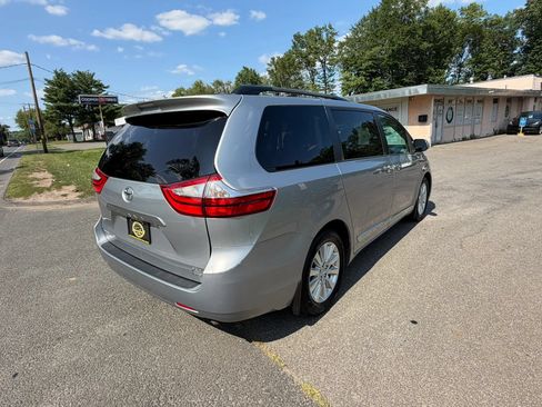 Used 2016 Toyota Sienna XLE w/ Protection Package AWD/4WD image 5