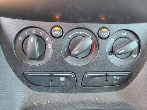 Used 2018 Ford Transit Connect XLT FWD image 24