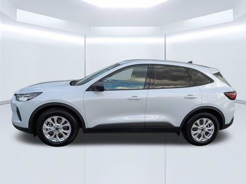 Used 2025 Ford Escape Active FWD image 8