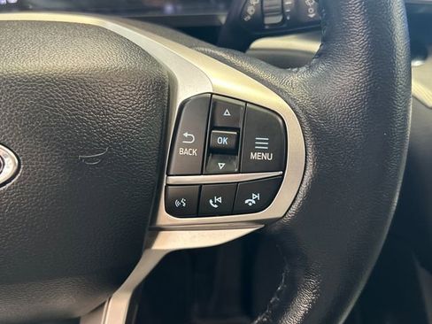 Used 2022 Ford Explorer XLT w/ Equipment Group 202A AWD/4WD image 36