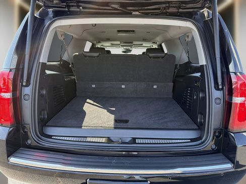 Used 2017 Chevrolet Suburban Premier AWD/4WD image 11