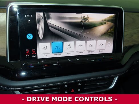 Used 2024 Volkswagen Atlas SE image 20