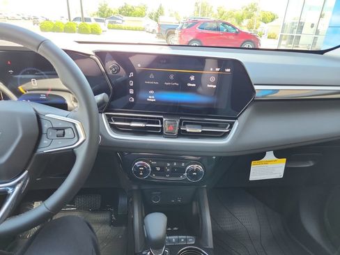 New 2026 Chevrolet TrailBlazer LT w/ Convenience Package AWD/4WD image 19