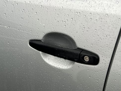 Used 2012 Toyota Tacoma 4x4 Double Cab w/ TRD Off-Road Pkg image 19