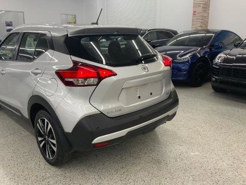 Used 2020 Nissan Kicks SR image 36