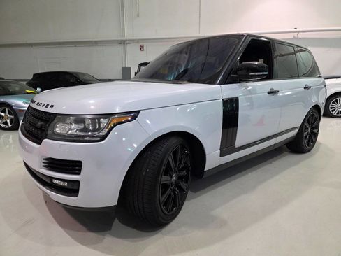 Used 2016 Land Rover Range Rover HSE image 10
