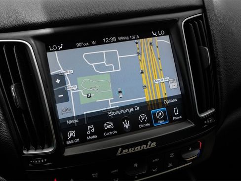 Used 2019 Maserati Levante Base image 22