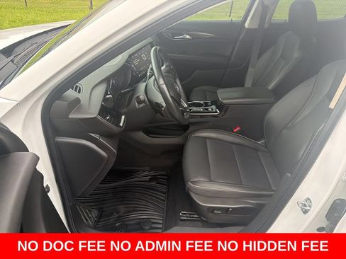 Used 2023 Buick Envision Essence FWD image 12