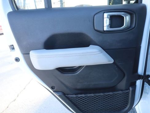 Used 2021 Jeep Wrangler Unlimited Sahara AWD/4WD image 25