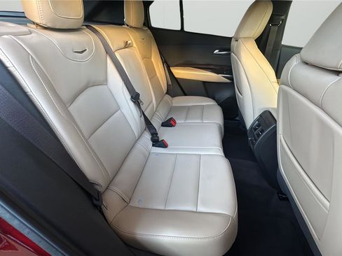 Used 2025 Cadillac XT4 Premium Luxury FWD image 13
