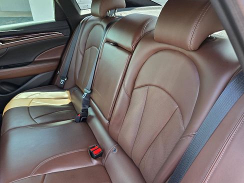 Used 2019 Buick LaCrosse Avenir w/ Driver Confidence Package II AWD/4WD image 41