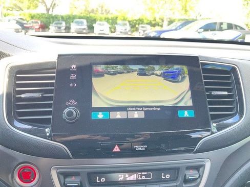 Used 2022 Honda Pilot Special Edition image 8