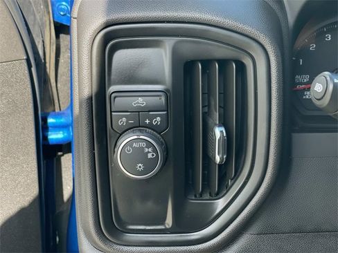 Used 2022 Chevrolet Silverado 1500 Custom image 17