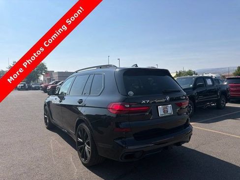 Used 2021 BMW X7 xDrive40i w/ M Sport Package AWD/4WD image 4