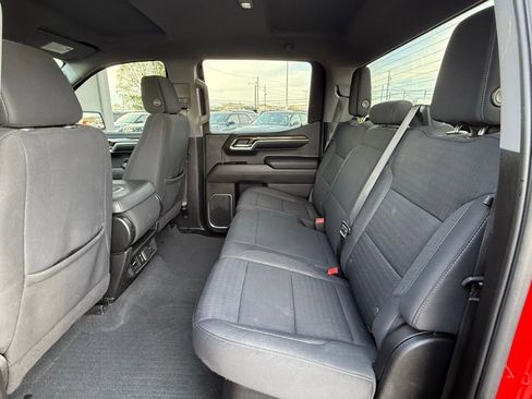 Used 2022 Chevrolet Silverado 1500 LT Trail Boss w/ Protection Package AWD/4WD image 13