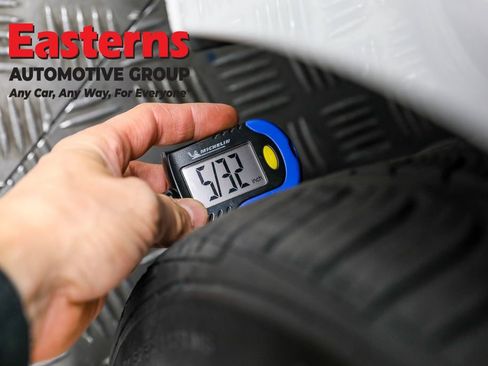 Used 2024 Chevrolet Malibu LT image 40