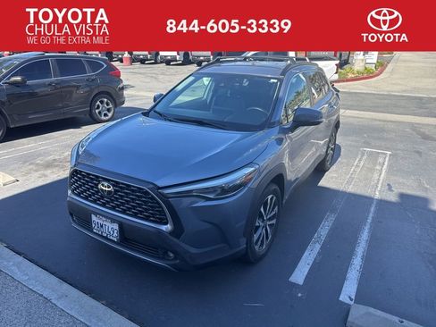 Certified 2022 Toyota Corolla Cross XLE AWD/4WD image 1