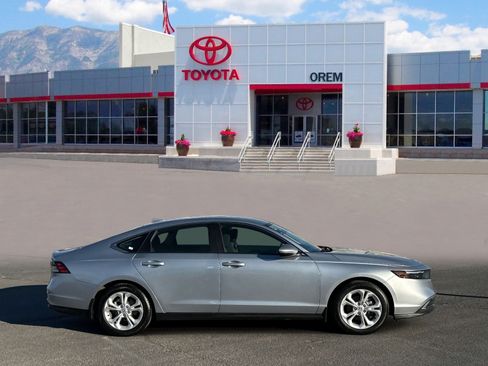 Used 2025 Honda Accord LX image 3
