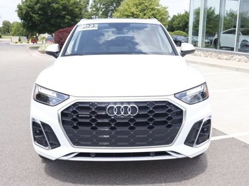 Used 2025 Audi Q5 2.0T Premium Plus AWD/4WD image 10