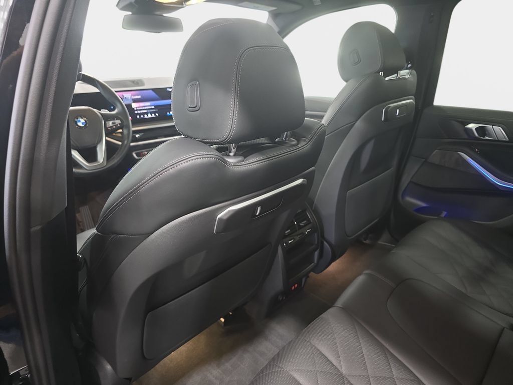 Certified 2026 BMW X5 sDrive40i RWD image 9