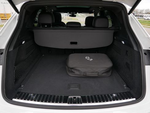 Used 2021 Porsche Cayenne E-Hybrid image 19