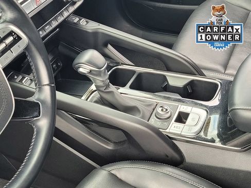 Used 2025 Kia Telluride S AWD/4WD image 19