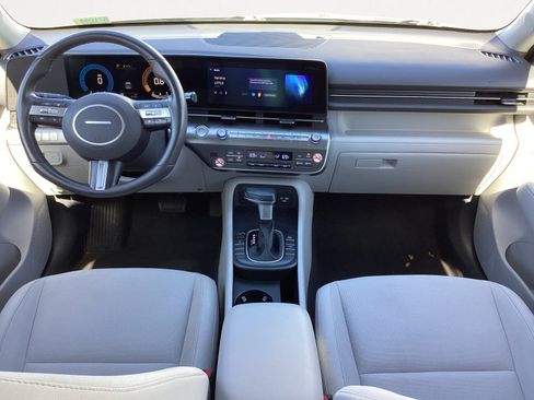 Used 2024 Hyundai Kona SEL image 4