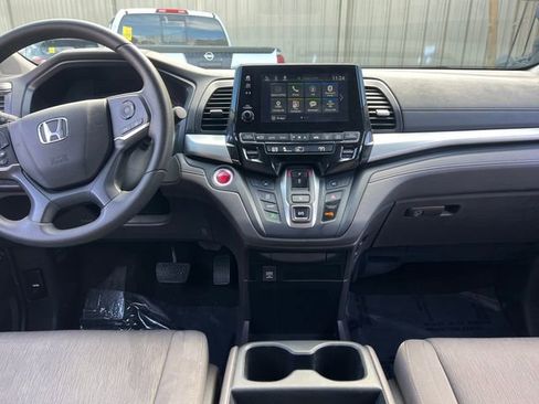 Used 2020 Honda Odyssey EX image 16
