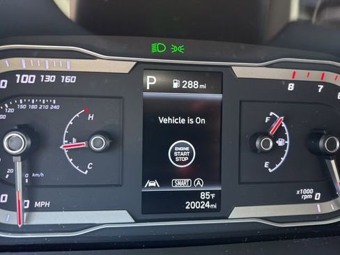 Used 2023 Hyundai Tucson SEL FWD image 1