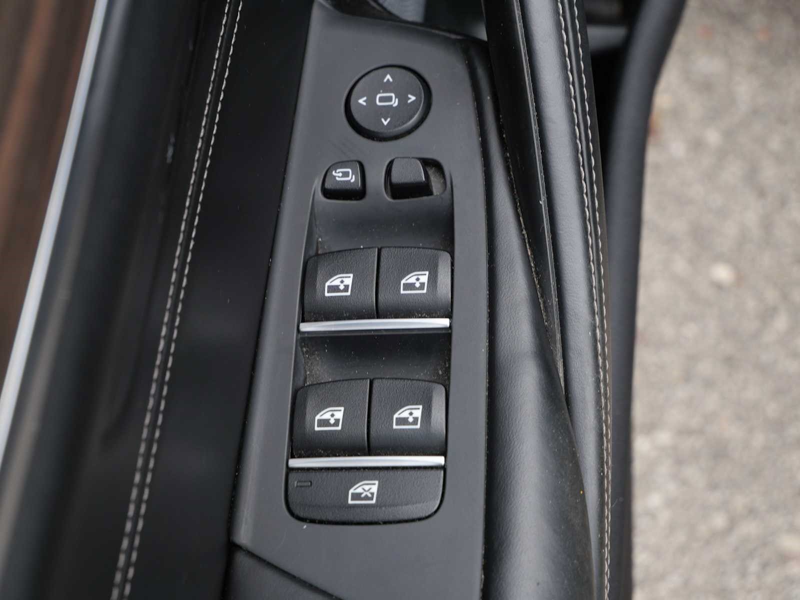 Used 2018 BMW M550i xDrive AWD/4WD image 20