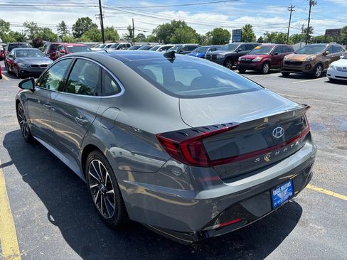 Used 2020 Hyundai Sonata SEL Plus w/ Tech Package FWD image 3