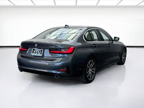 Used 2019 BMW 330i Sedan w/ Driving Assistance Package RWD image 4