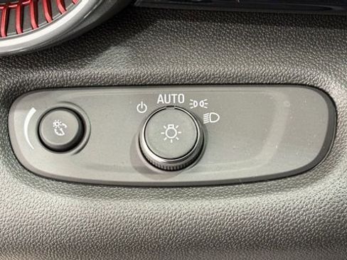 New 2026 Chevrolet Trax RS w/ Driver Confidence Package image 31