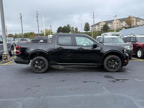 New 2025 Ford Maverick XLT image 2