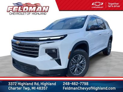 Used 2025 Chevrolet Traverse LT