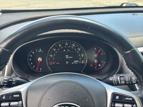 Used 2020 Kia Sorento EX image 17
