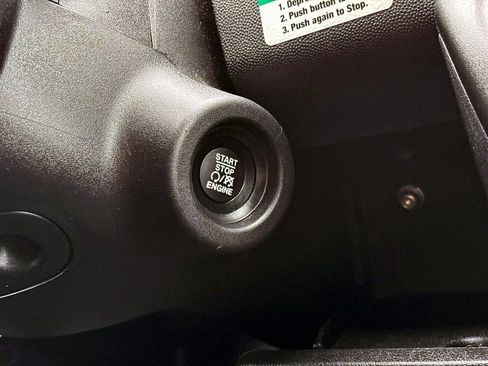 Used 2025 RAM ProMaster 2500 w/ U-Haul Equipment Group FWD image 20