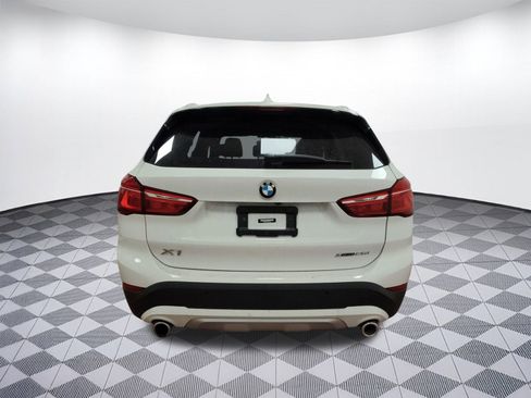 Certified 2022 BMW X1 xDrive28i w/ Convenience Package image 9