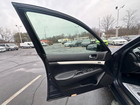 Used 2007 INFINITI G35 Journey w/ Premium Pkg image 12