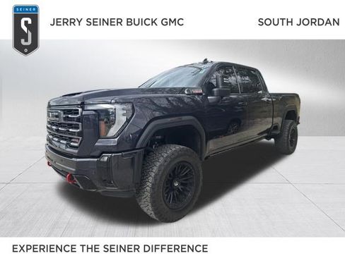 Used 2025 GMC Sierra 3500 AT4 w/ AT4 Premium Plus Package AWD/4WD image 1
