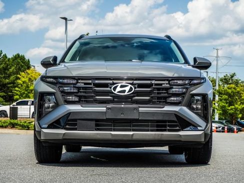 Used 2025 Hyundai Tucson SEL FWD image 7
